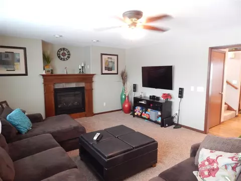 2065 Hillside Dr, Ely, IA 52227 photo 12