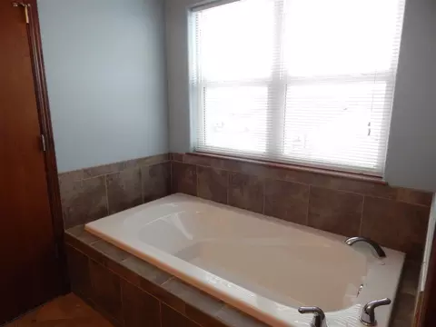 2065 Hillside Dr, Ely, IA 52227 photo 22