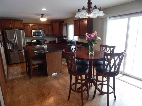 2065 Hillside Dr, Ely, IA 52227 photo 7