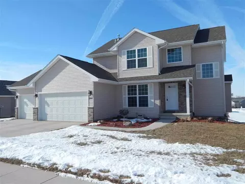 2065 Hillside Dr, Ely, IA 52227 photo 1