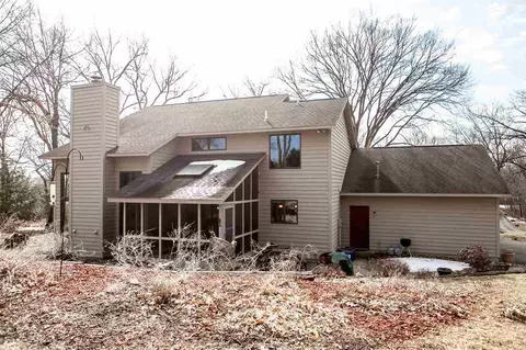 4530 Doe Run Dr, Cedar Rapids, IA 52411 photo 25