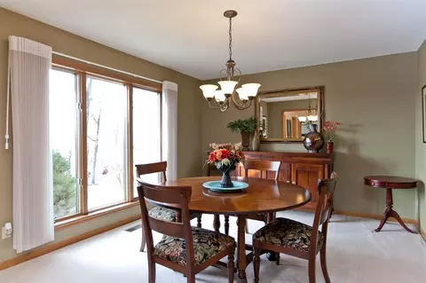 4530 Doe Run Dr, Cedar Rapids, IA 52411 photo 10