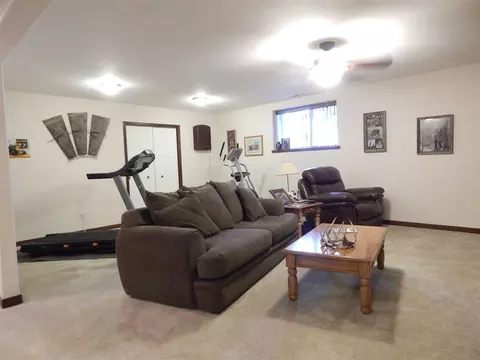 2045 Hillside Dr, Ely, IA 52227 photo 17