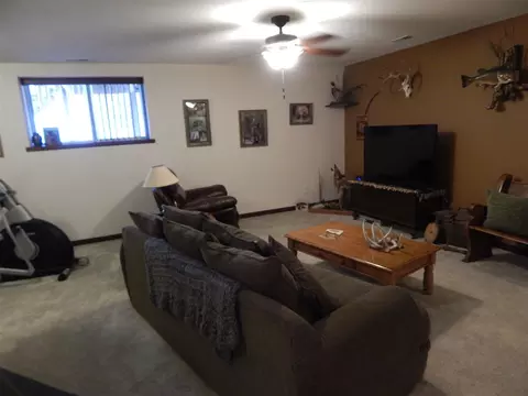 2045 Hillside Dr, Ely, IA 52227 photo 19
