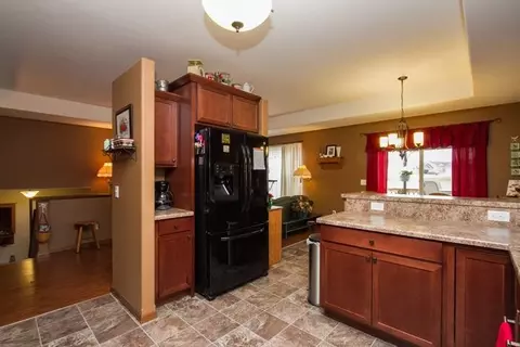 2140 Hillside Dr, Ely, IA 52227 photo 9