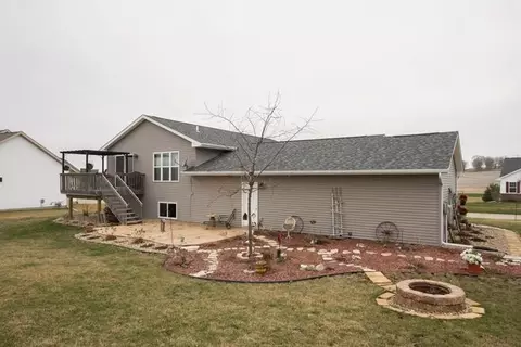 2140 Hillside Dr, Ely, IA 52227 photo 24