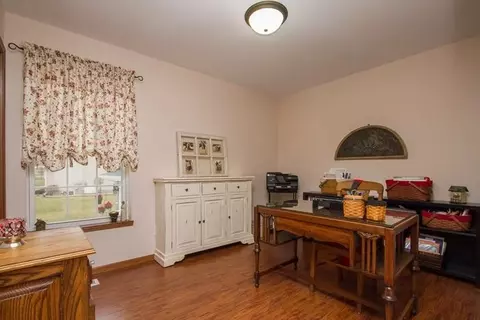 2140 Hillside Dr, Ely, IA 52227 photo 22