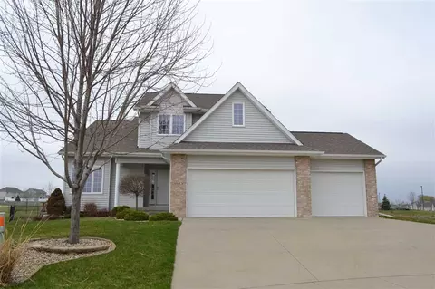 5913 Spring View Ct NE, Cedar Rapids, IA 52411 photo 1