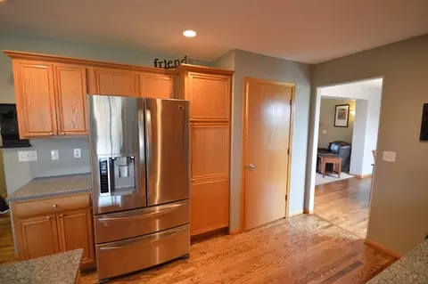 5913 Spring View Ct NE, Cedar Rapids, IA 52411 photo 5