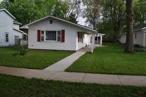 111 4th Ave E, Lisbon, IA 52253 photo 1