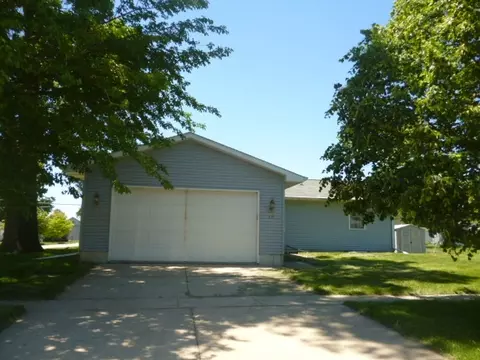 210 E 1st St, Tipton, IA 52772 photo 5