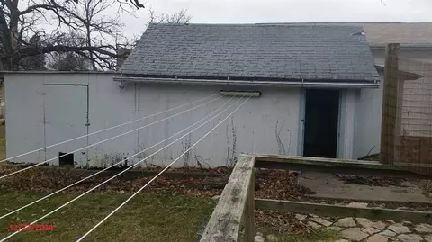 525 E 7th St, Tipton, IA 52772 photo 4