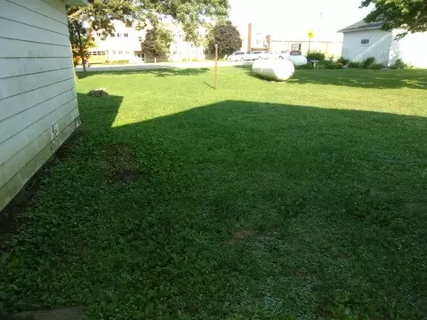 312 Willow St, Bennett, IA 52721 photo 6
