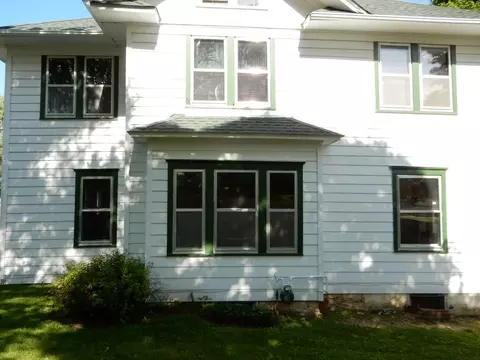 111 E 3rd St, Riverside, IA 52327 photo 4