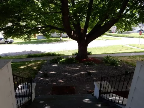 111 E 3rd St, Riverside, IA 52327 photo 12