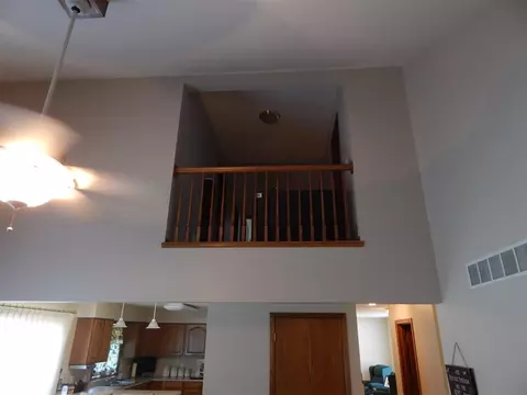 1135 Glendale Ln, Ely, IA 52227 photo 6