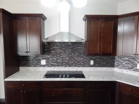 2065 Fieldcrest Ln, Ely, IA 52227 photo 5