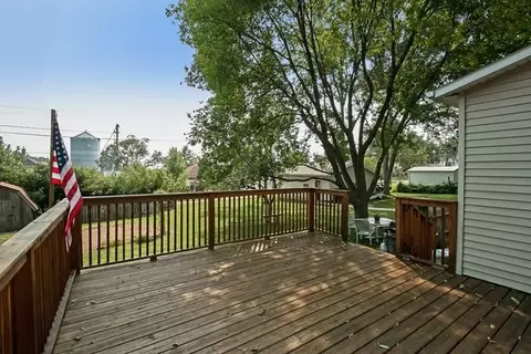 160 E 3rd St, Riverside, IA 52327 photo 11