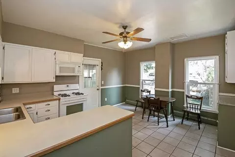 160 E 3rd St, Riverside, IA 52327 photo 18