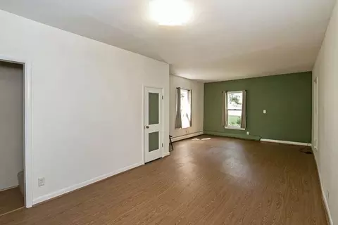 160 E 3rd St, Riverside, IA 52327 photo 20