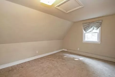 160 E 3rd St, Riverside, IA 52327 photo 8