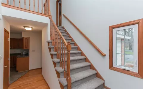 3227 Riverpointe Cir NE, Cedar Rapids, IA 52411 photo 11