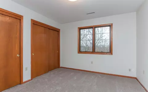 3227 Riverpointe Cir NE, Cedar Rapids, IA 52411 photo 17