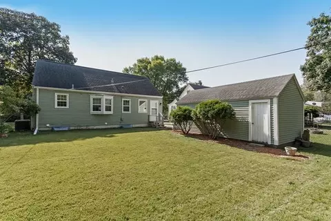 2420 E Ave NE, Cedar Rapids, IA 52402 photo 3