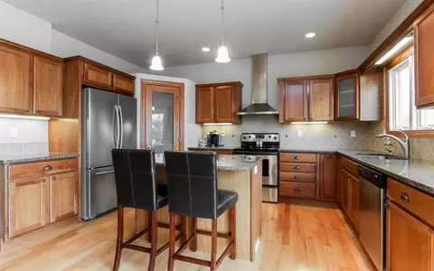 2830 Twinleaf Rd, Robins, IA 52328 photo 7