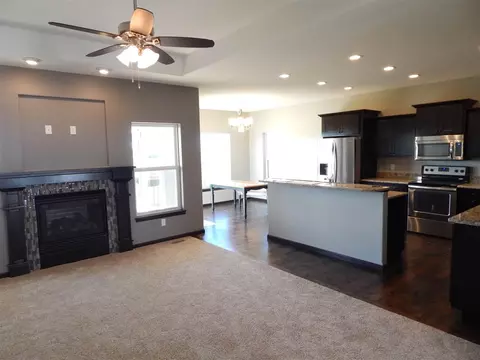 3005 Ridgeview Dr, Ely, IA 52227 photo 7
