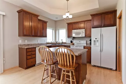 2165 Hillside Dr, Ely, IA 52227 photo 9