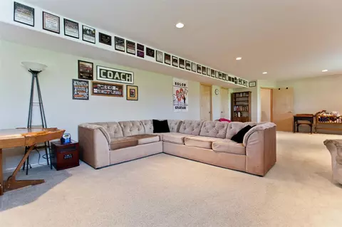 2165 Hillside Dr, Ely, IA 52227 photo 20