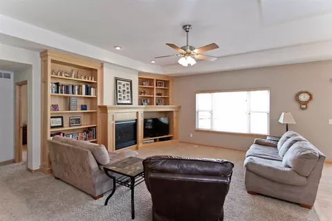 2165 Hillside Dr, Ely, IA 52227 photo 5