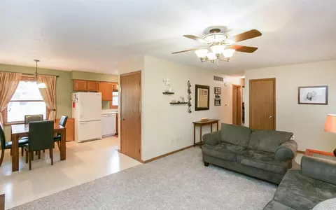 1520 North Dr, Ely, IA 52227 photo 3