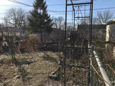 4722 E Avenue NE, Cedar Rapids, IA 52402 photo 2