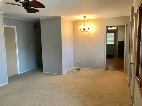 4722 E Avenue NE, Cedar Rapids, IA 52402 photo 7