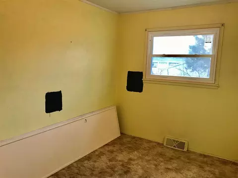 4722 E Avenue NE, Cedar Rapids, IA 52402 photo 12