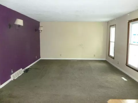 110 E 6th St, Wilton, IA 52778 photo 7