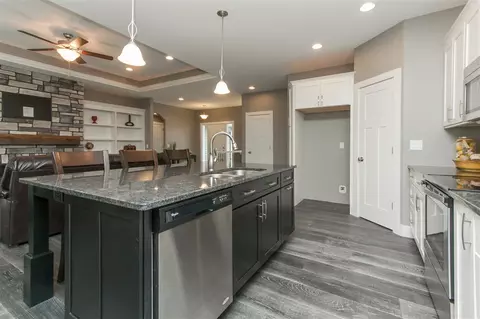 6318 Michael Dr NE, Cedar Rapids, IA 52411 photo 18