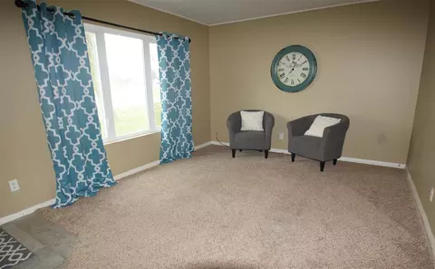 11900 Walnut St, Cedar Rapids, IA 52404 photo 6