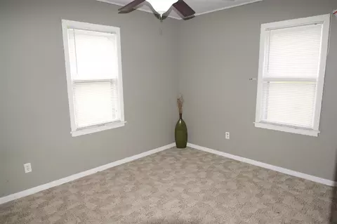 11900 Walnut St, Cedar Rapids, IA 52404 photo 8