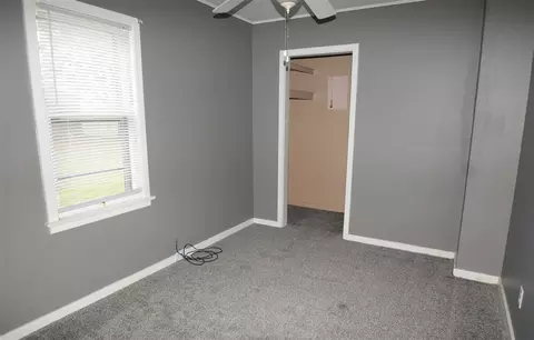 11900 Walnut St, Cedar Rapids, IA 52404 photo 9