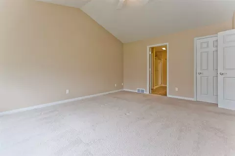 4025 N Willowbend Rd NE, Cedar Rapids, IA 52411 photo 23