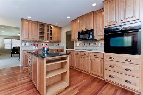 4025 N Willowbend Rd NE, Cedar Rapids, IA 52411 photo 14