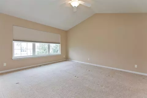 4025 N Willowbend Rd NE, Cedar Rapids, IA 52411 photo 22