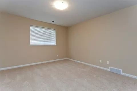 4025 N Willowbend Rd NE, Cedar Rapids, IA 52411 photo 37