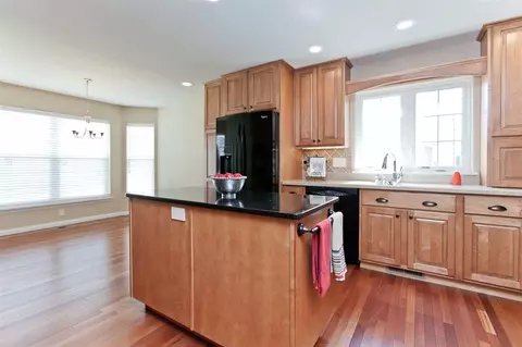 4025 N Willowbend Rd NE, Cedar Rapids, IA 52411 photo 20