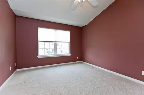 4025 N Willowbend Rd NE, Cedar Rapids, IA 52411 photo 29