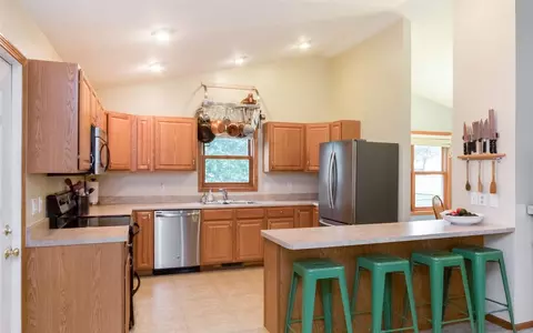 1540 Ranmar Ct, Ely, IA 52227 photo 9