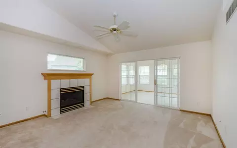 4014 NE Treeline Ct, Cedar Rapids, IA 52411 photo 9
